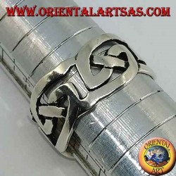 Perforated silver ring with Celtic knot