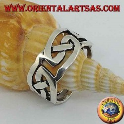 Anillo de plata perforado con nudo celta
