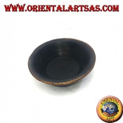 Mahogany bowl with protruding edge in woven wicker