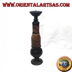 Cylindrical candle holder with floral engravings in mahogany wood (high)