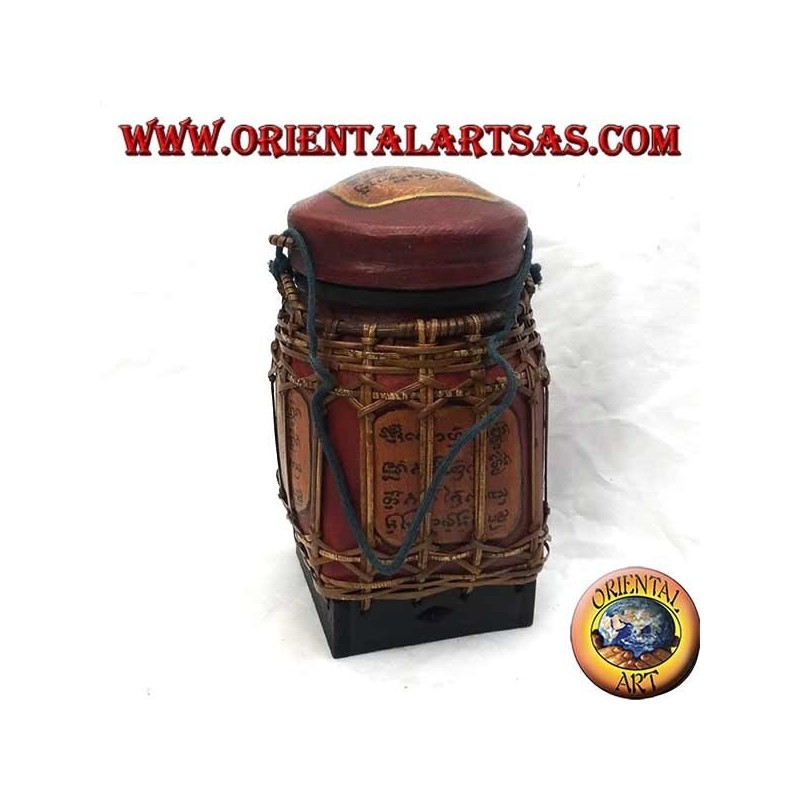 Traditional Thai box with bamboo lace (cylindrical, burgundy)