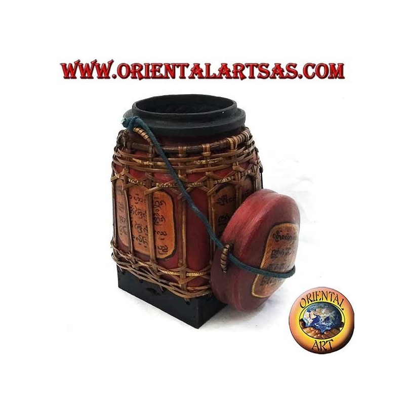 Traditional Thai box with bamboo lace (cylindrical, burgundy)