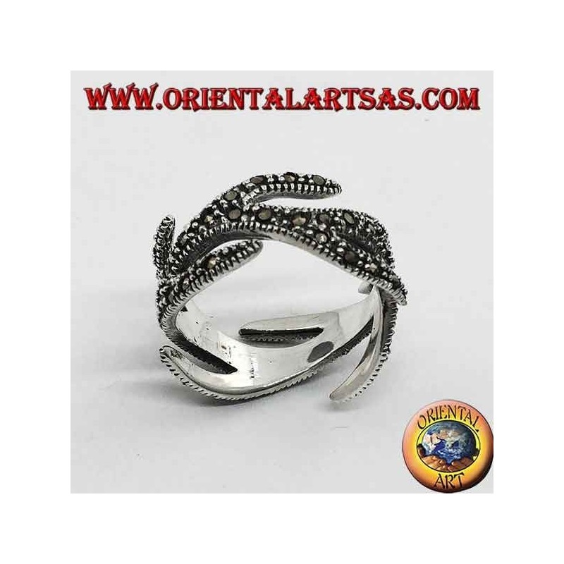 Bague en argent avec marcassite, motif de feu sculpté