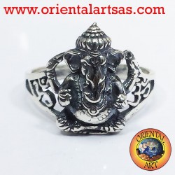 Anello Ganesh in argento con om