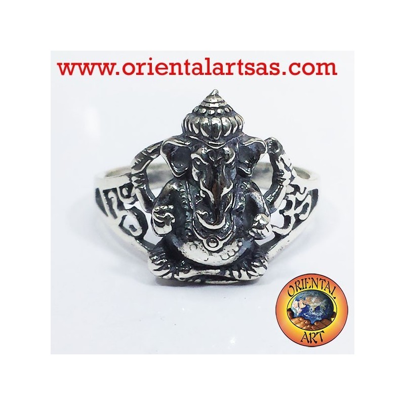 Anello Ganesh in argento con om