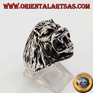 Silver ring, lion's head growling