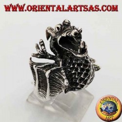Anillo de plata con forma de dragón lanzallamas