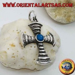 Colgante de plata en forma de cruz con turquesa central redonda