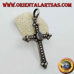 Pendentif croix en argent avec pierre de lune arc-en-ciel ovale
