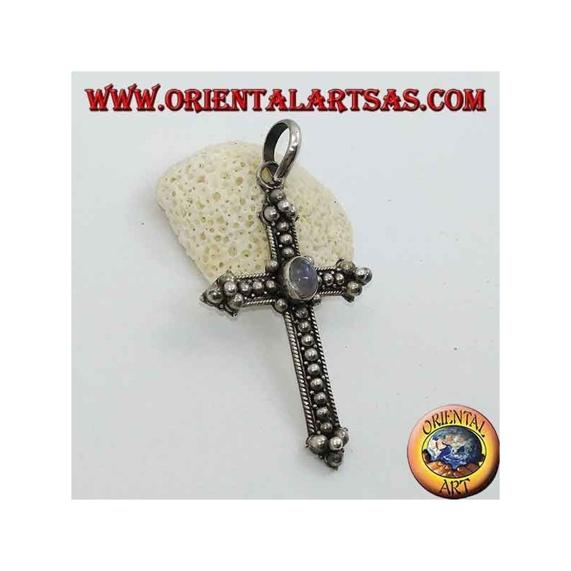 Colgante cruz de plata con piedra de luna ovalada del arco iris