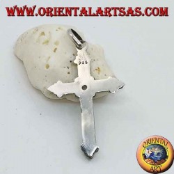Colgante cruz de plata con piedra de luna ovalada del arco iris