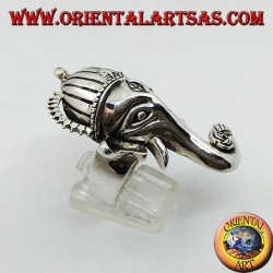 Silver ring in the shape of a Ganesh head with a rose between the trunk (large)