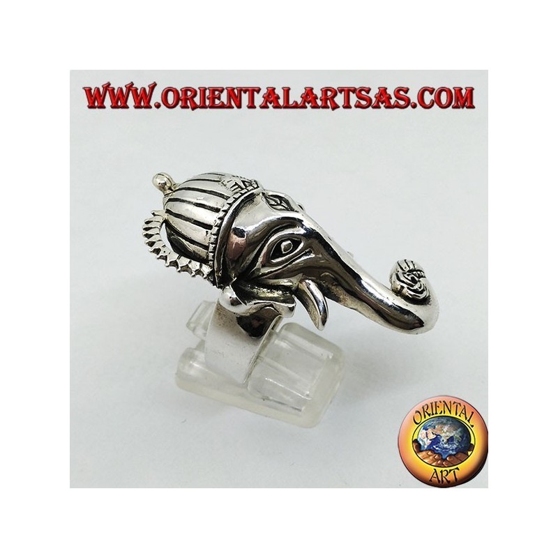 Silver ring in the shape of a Ganesh head with a rose between the trunk (large)