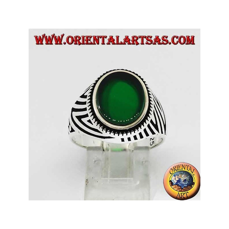 Silver ring with flat oval green agate and engravings engraved on the sides