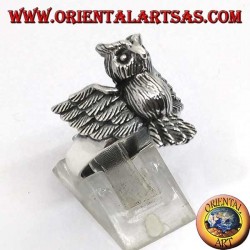 Silberring mit ganzer Eule mit offenen Flügeln