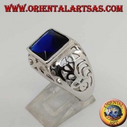 Anillo de plata con circón cuadrado de zafiro perforado en los lados
