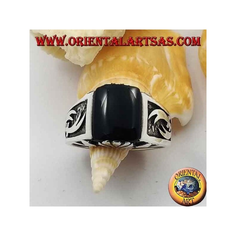 Silver ring with rectangular onyx and high relief Zulfiqar scimitars on the sides