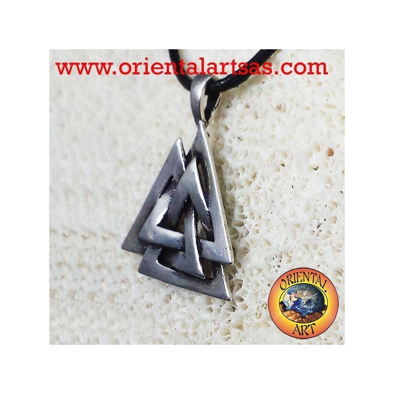 Le Pendentif Celtic Valknut ou d'un noeud de l'argent d'Odin