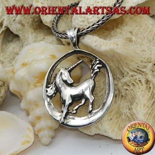 Colgante de plata unicornio en circulo
