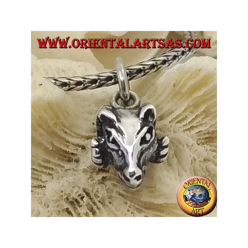Pendentif en argent tête de Bélier perforée (petite)