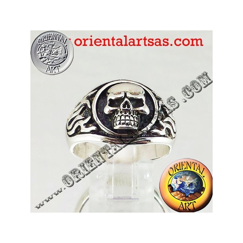 Skull Ring en flammes argent