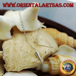 Pendientes de cadena de plata con cuerno de 6 cm.