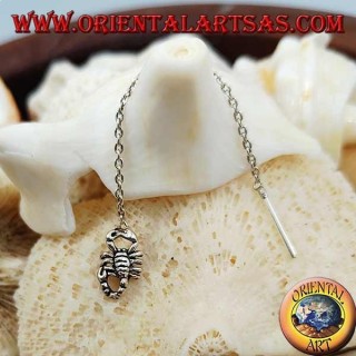 Pendientes de plata con escorpión de 6 cm.