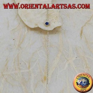 Pendientes de plata con cadena de estrella convexa con pedrería azul de 9 cm.
