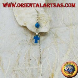 Pendientes de cadena de plata con cruz y bola turquesa de 8 cm.