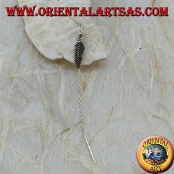 Silberne Kettenohrringe mit 8 cm indischer Feder