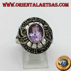 Anillo de plata en forma de snitch con amatista ovalada natural y marcasita