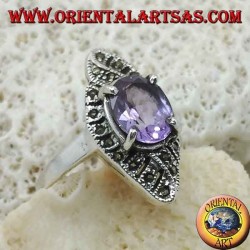 Anillo de plata, tejido romboidal con amatista ovalada natural y marcasita