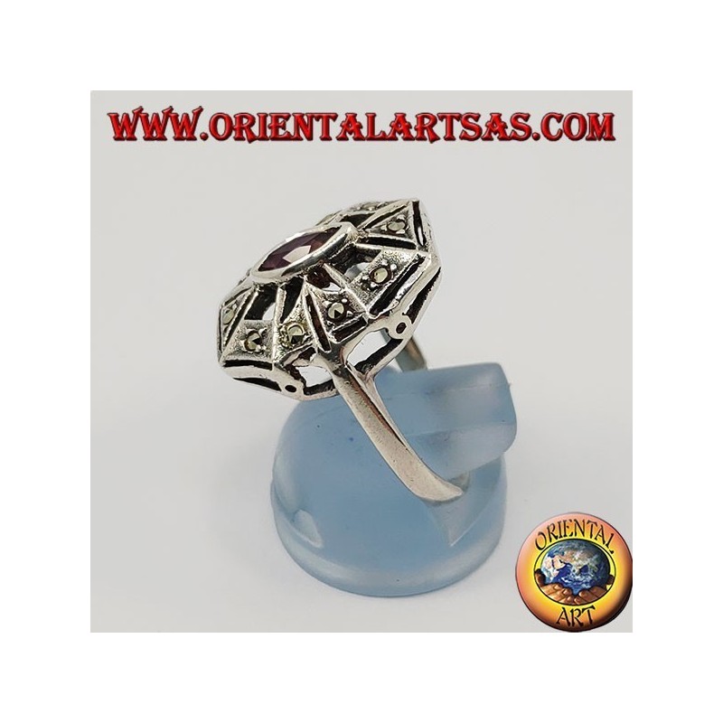 Achteckiger Silberring mit natürlichem ovalem Amethyst, umgeben von Markasit