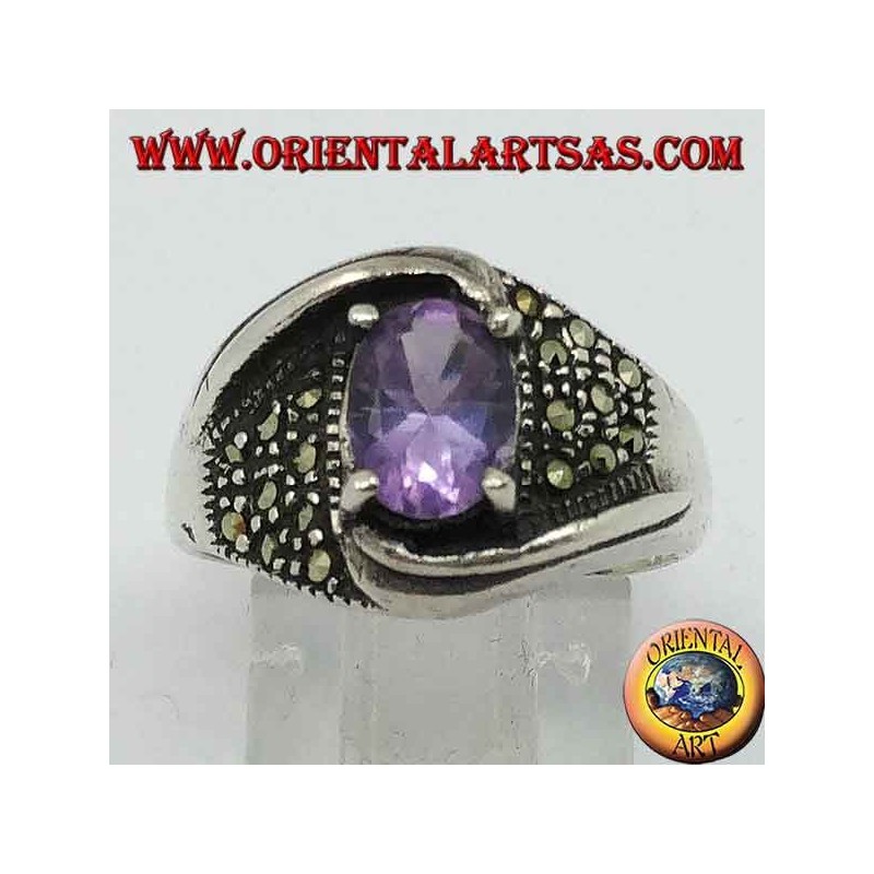 Twist Modell Silberring mit natürlichem Oval und Markasit Amethyst