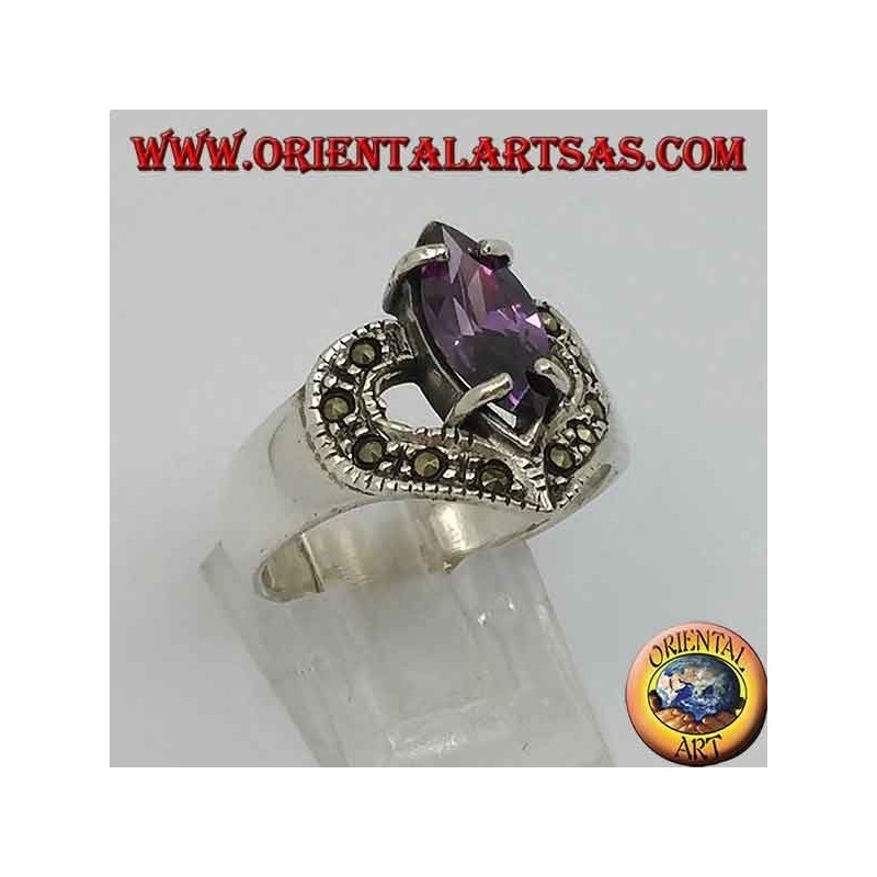 Anillo corazón de plata con lanzadera natural amatista y marcasita