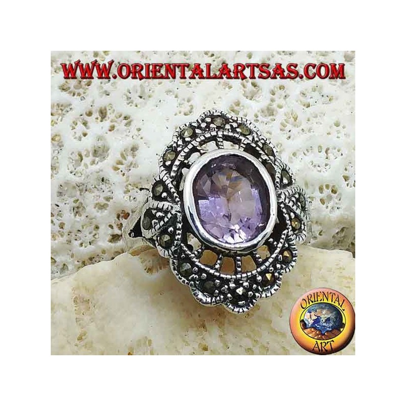 Bague en argent avec bulle de dialogue avec améthyste ovale naturelle et marcassite