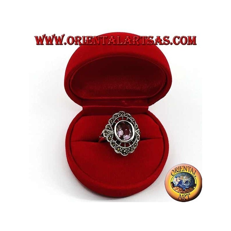 Bague en argent avec bulle de dialogue avec améthyste ovale naturelle et marcassite