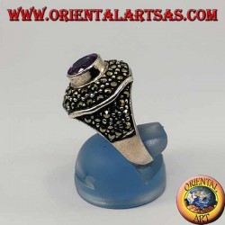 Bague octogonale en argent avec améthyste naturelle ronde parsemée de marcassite