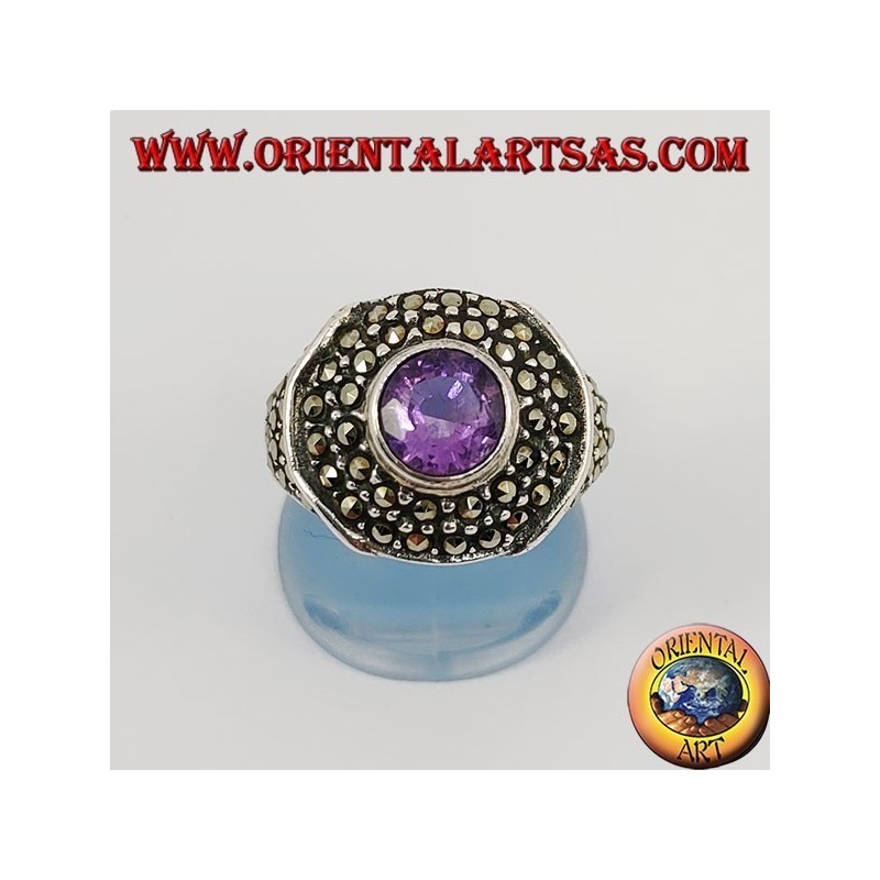 Achteckiger Silberring mit rundem natürlichem Amethyst, besetzt mit Markasit