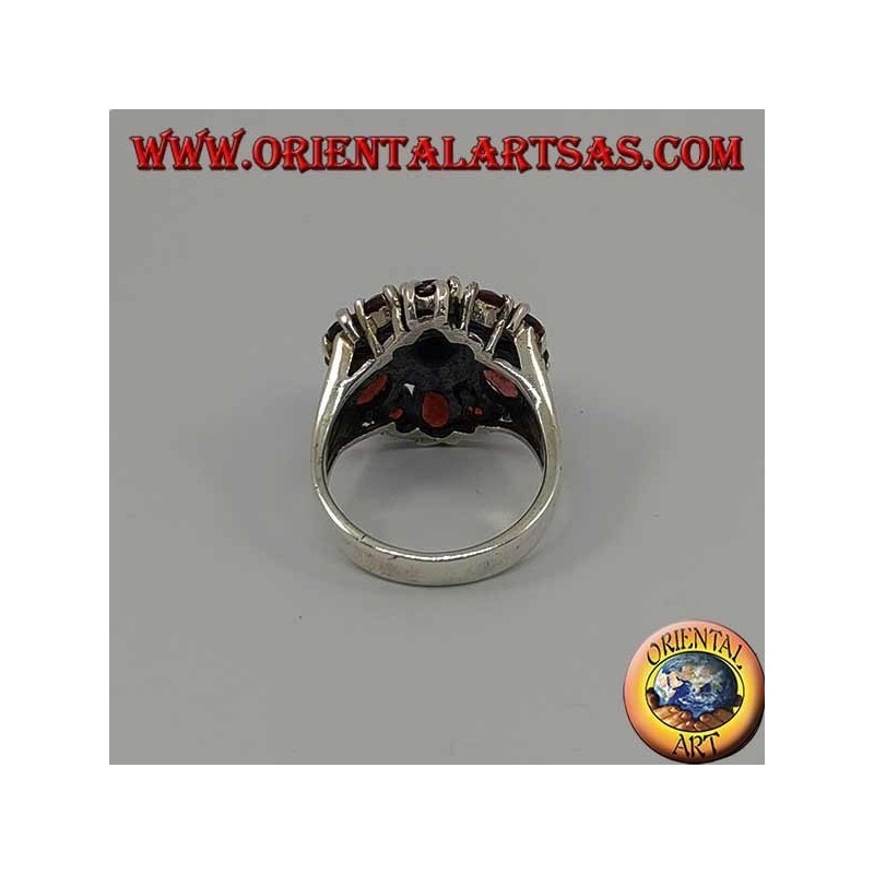Anillo doble flor de plata de marcasita y granate con granate redondo en relieve