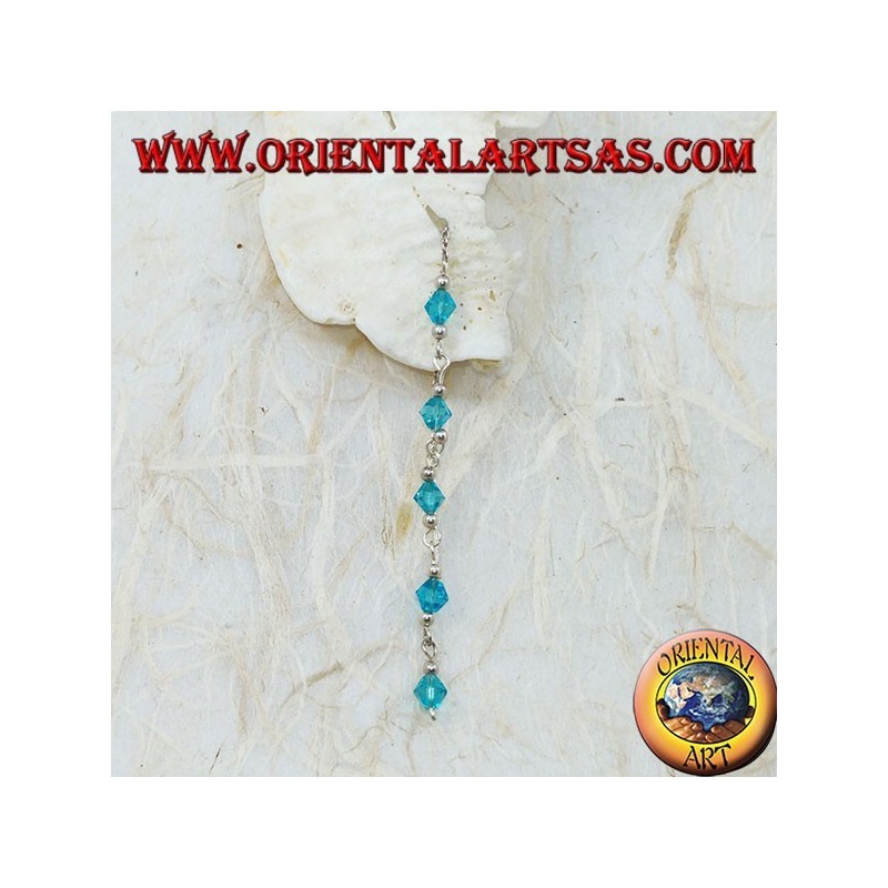 Pendientes de cadena de plata con cristales azul claro de 11 cm.