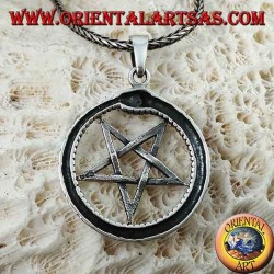 Silberanhänger, Ouroboros mit Pentagramm (nach unten zeigend)