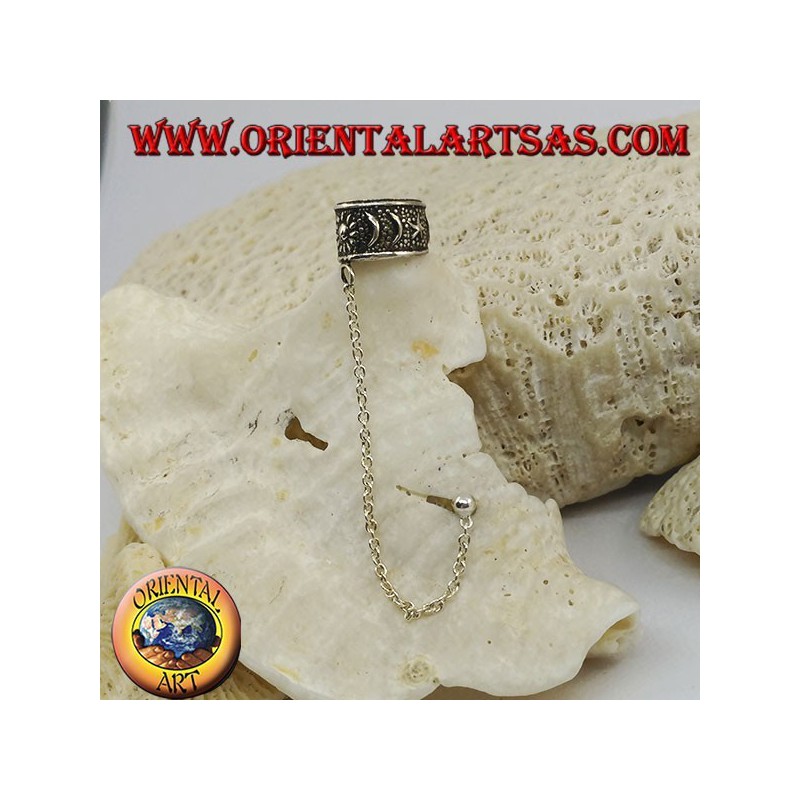 Boucle d'oreille en argent avec chaîne, lunes et étoiles en haut-relief