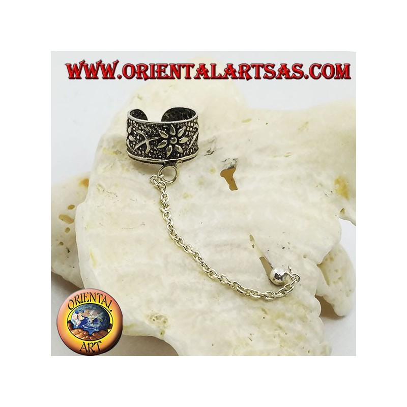 Boucle d'oreille en argent avec chaine, marguerites avec tige en relief