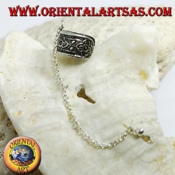 Silberohrmanschettenohrring mit Kette, Blumen im Hochrelief