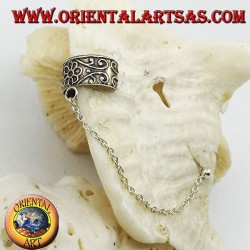 Boucle d'oreille en argent avec chaîne, fleur avec décorations en haut relief