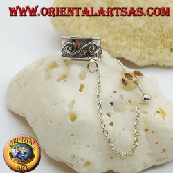 Aretes de plata con cadena, diseños ondulados en alto relieve