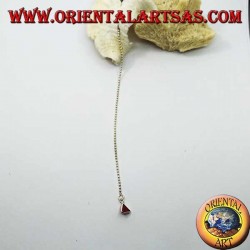 Pendientes de mariposa de plata con cadena de bolas y circón magenta triangular de 11 cm.