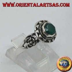 Silver ring with octagonal green agate surrounded by triangles and rose on the sides