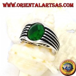 Bague en argent avec zircon vert ovale facetté et rayures en haut relief